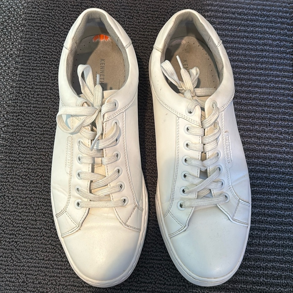 Kenneth Cole white minimal sneakers